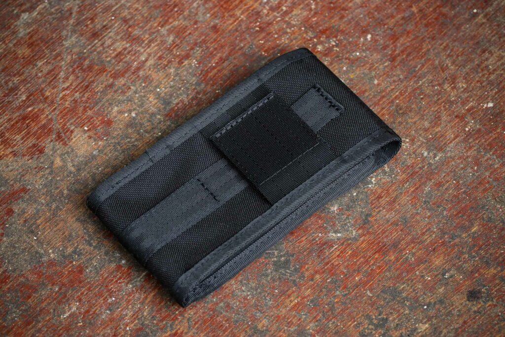 2020 Chrome Large Phone Pouch – back.jpg