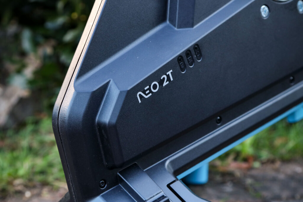 2020 Tacx Neo 2T Smart trainer – logo.jpg