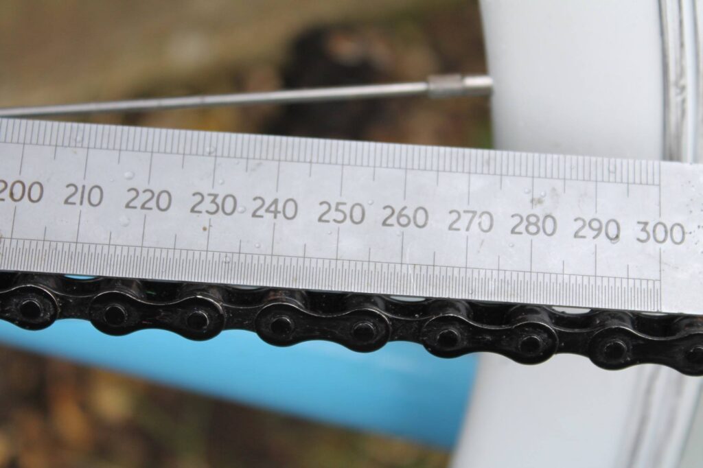 Chain Checking cm – 1.jpg