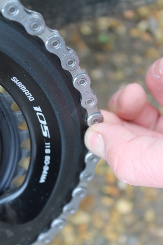 Chain Checking by hand – 1.jpg