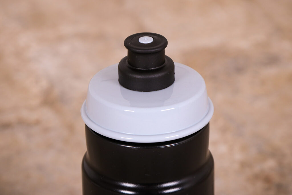 Elite Jet Bottle 550ml – spout.jpg