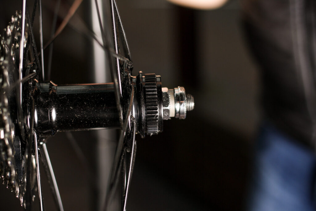 How to fit disc rotors 06