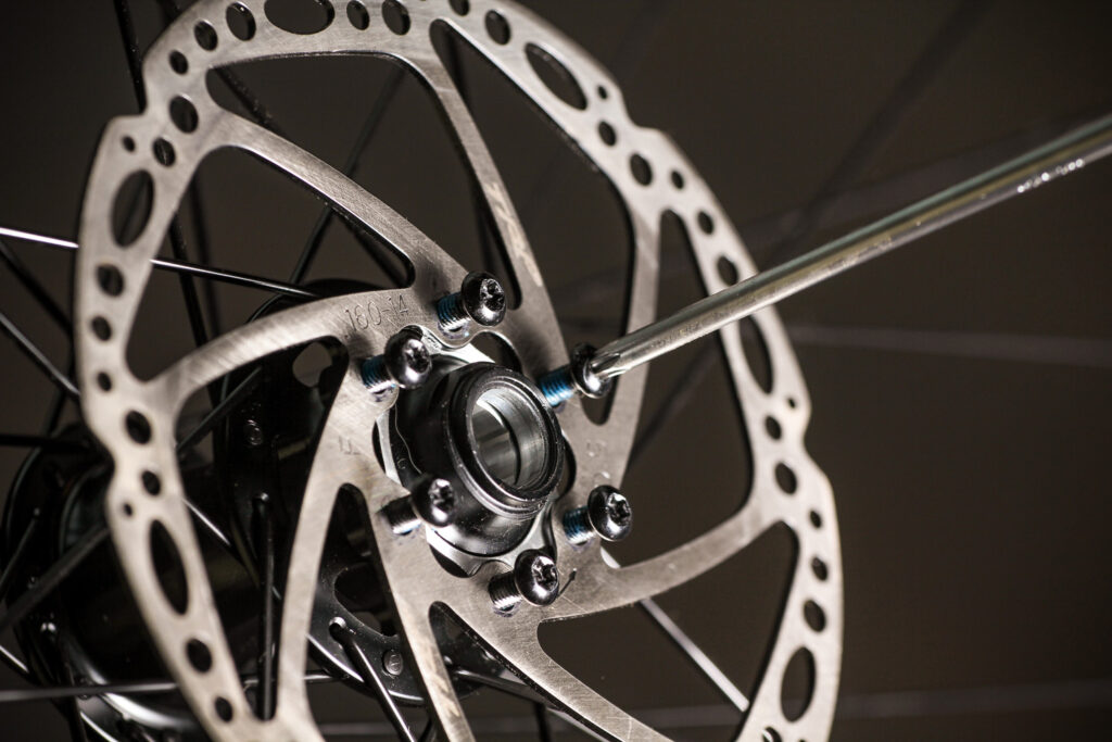 How to fit disc rotors 15