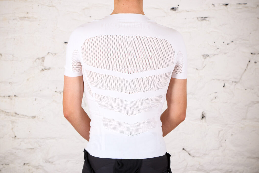 Megmeister Drynamo Base Layer Short Sleeve – back.jpg
