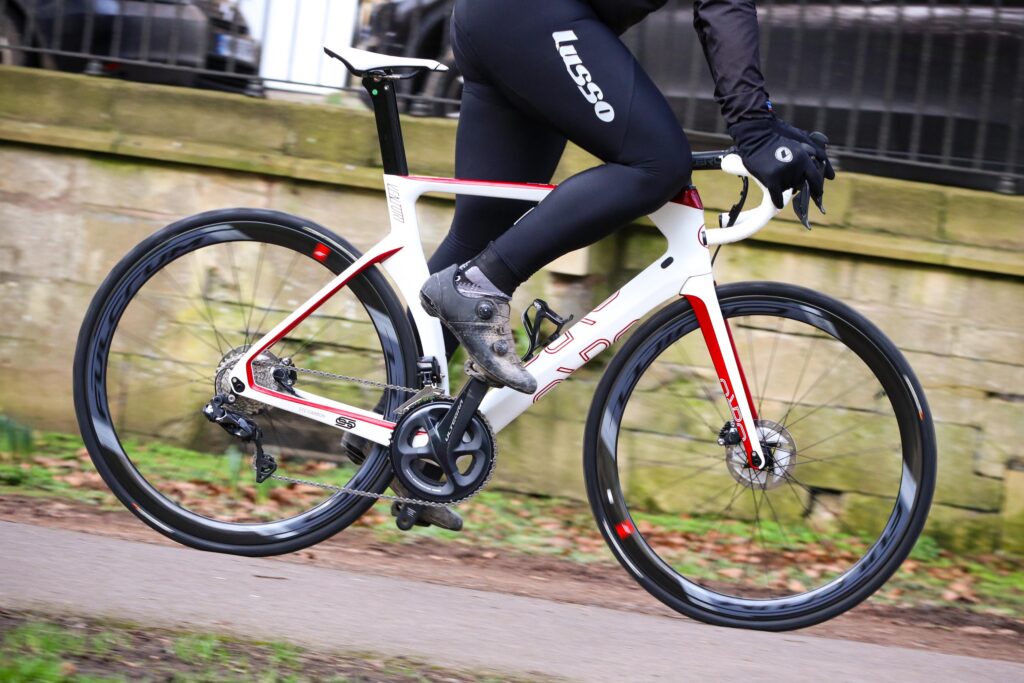 Orro Venturi Ultegra Di – riding 1.jpg