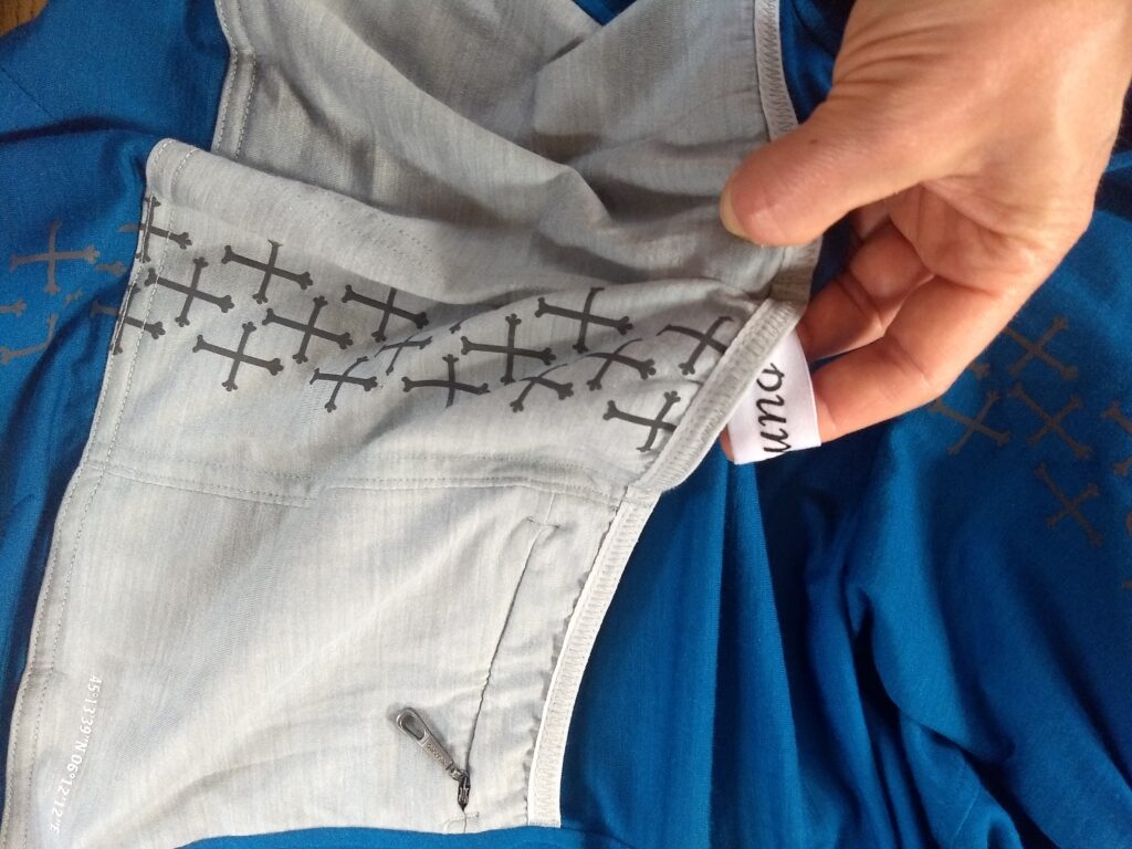 2020 ashmei Womens Cycle Croix De Fer Jersey – pump loop in rear pocket