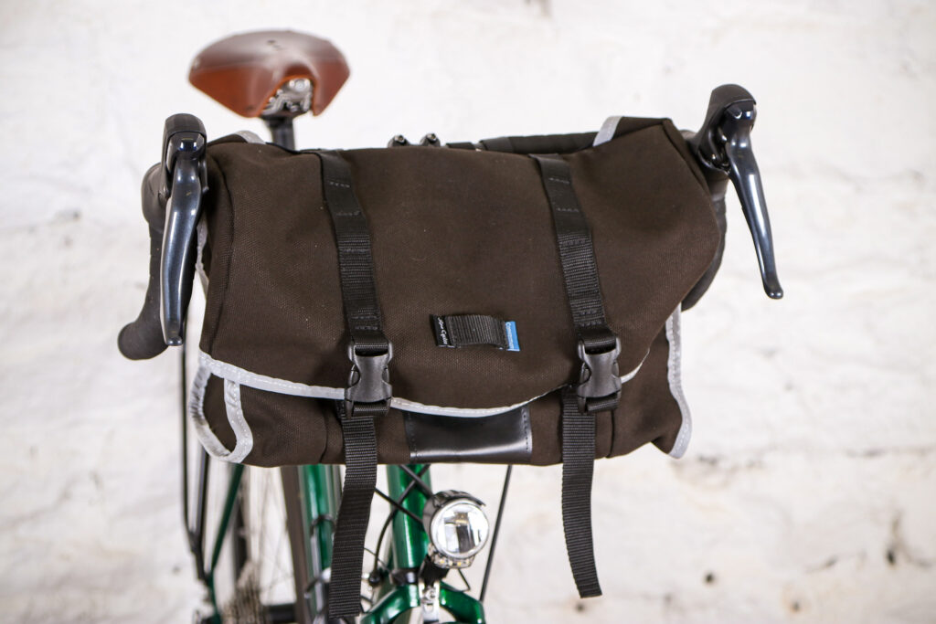 Spa Cycles Wayfarer – bar bag.jpg