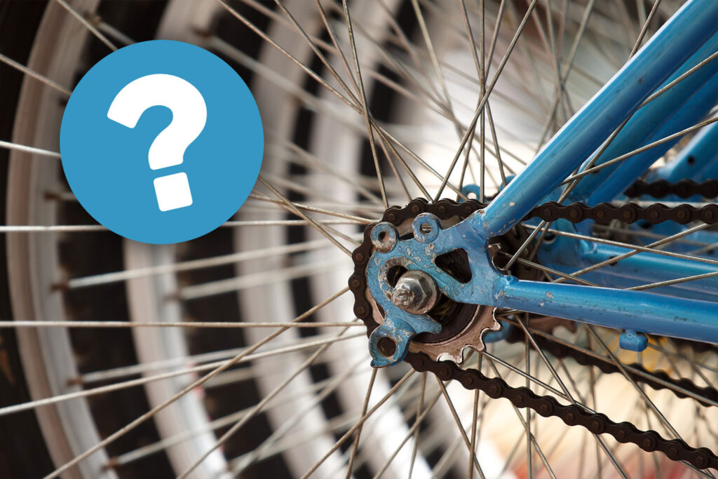 When should you replace your chain? Photo by Chepe Nicoli on Unsplash
