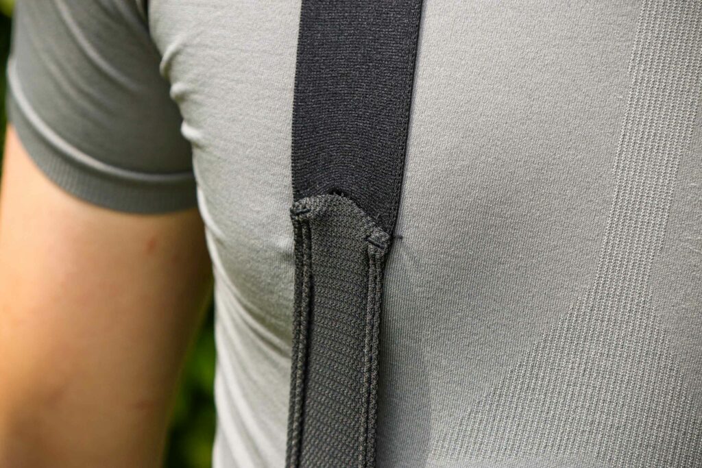 2020 Altura Firestorm bib short – strap.jpg