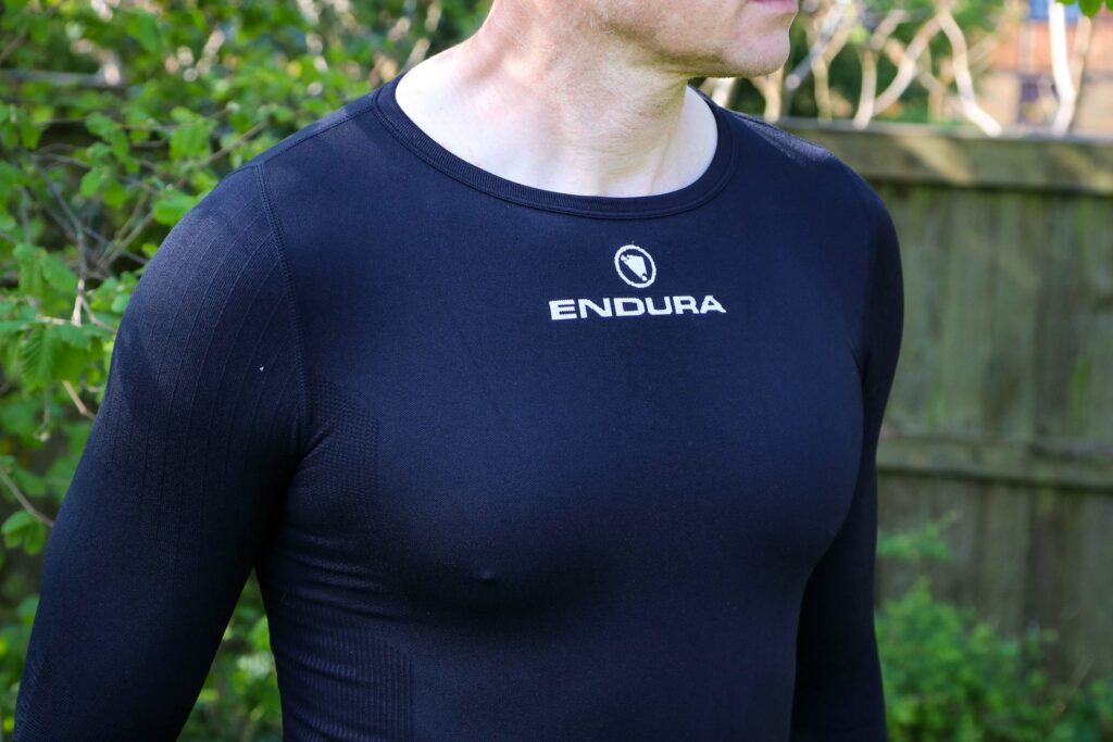 2020 Endura Engineered Base Layer – chest.jpg