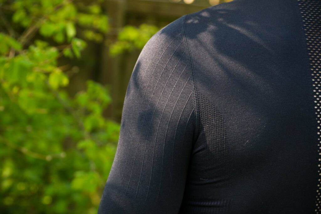 2020 Endura Engineered Base Layer – detail.jpg