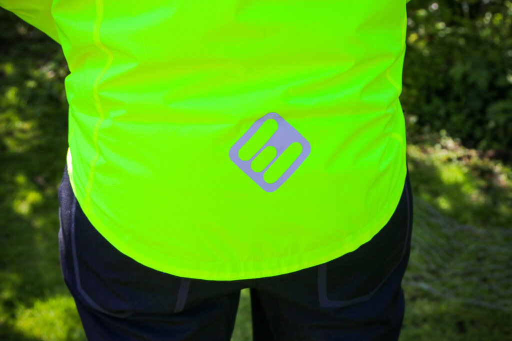 2020 ETC Arid Verso Rain Jacket Mens – tail.jpg