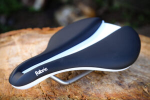 2020 Fabric Line S Race Flat women's saddle.jpg
