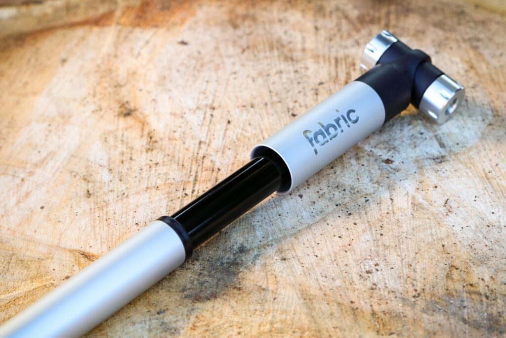 2020 Fabric Nanobar mini pump – extended.jpg