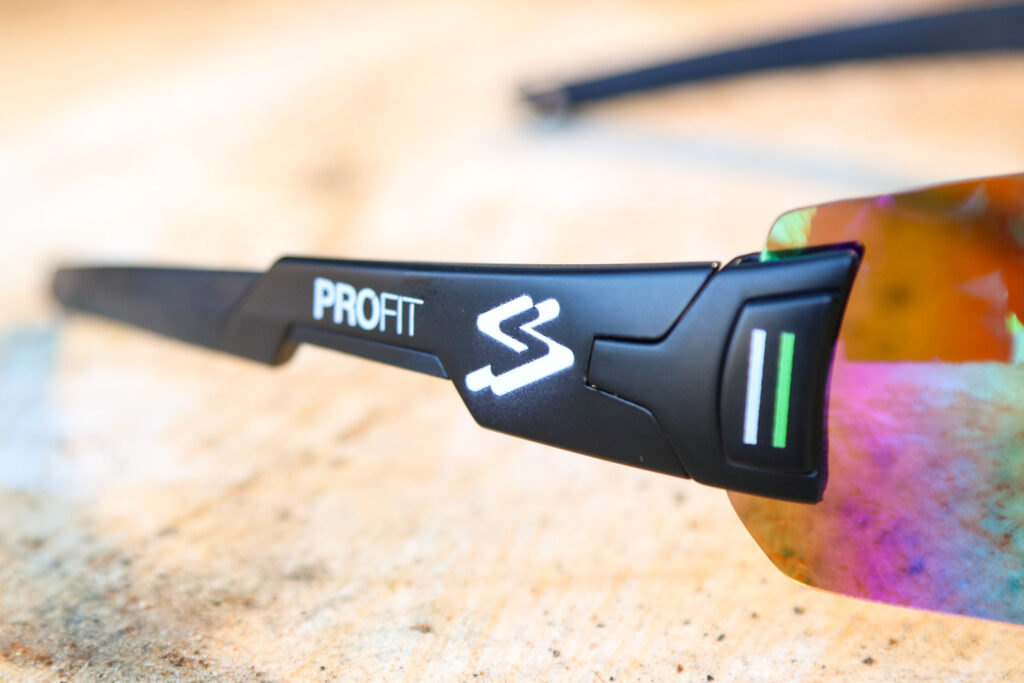 2020 Spiuk Profit cycling glasses – arm.jpg