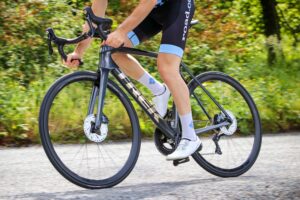 2021 Trek Emonda SL 6 Pro – riding 2.jpg