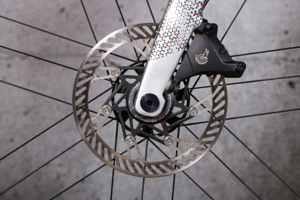 2022 Tifosi Auriga Disc Chorus 12x Hydro &ndash; front disc brake.jpg