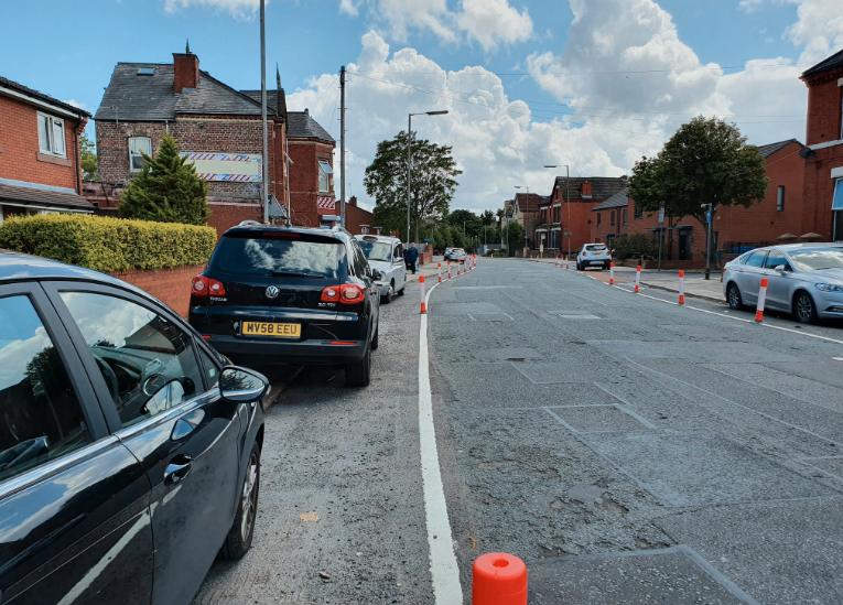 Kingsley Road, Liverpool – cars parked in pop-up cycle lane