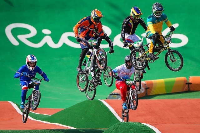 Sam Willoughby (right) in action at Rio 2016 (picture Alex Whitehead SWpix.com via Britishcycling.org_.uk).jpg