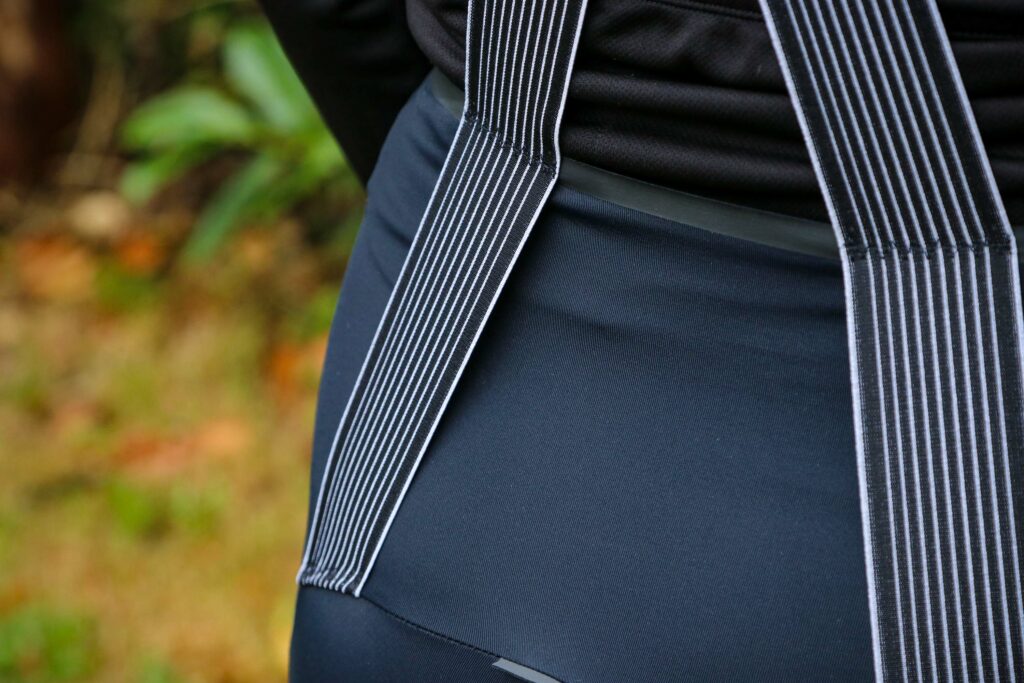 2020 Assos DYORA RS Summer Bib Short – straps back 2.jpg
