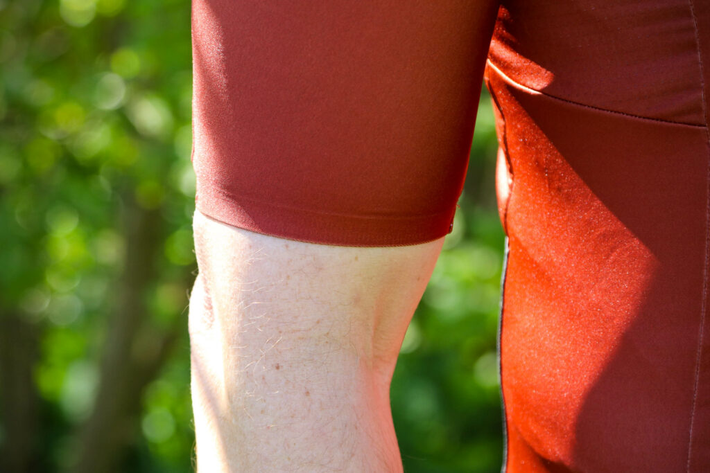 2020 Katusha Icon Jersey – sleeve.jpg