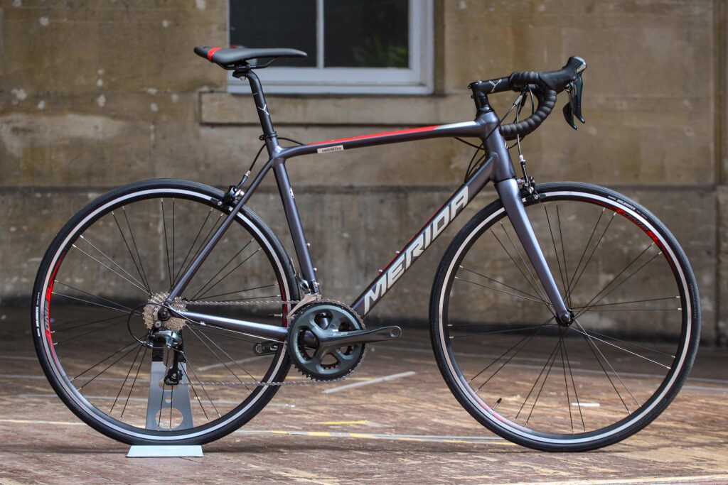 2020 Merida Scultura 300.jpg