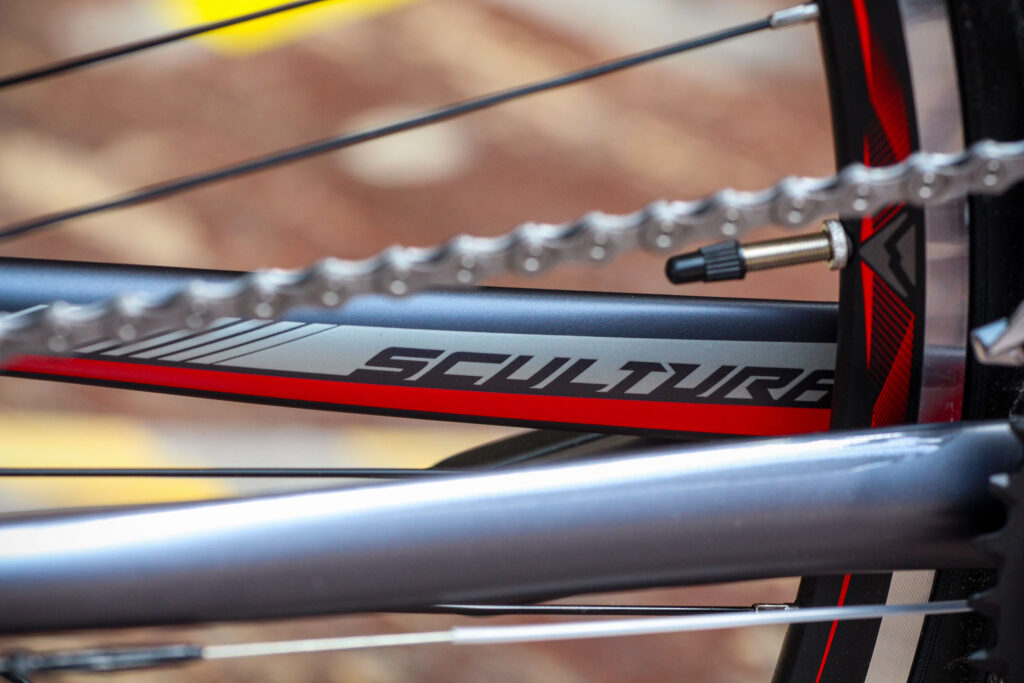 2020 Merida Scultura 300 – chain stay detail.jpg