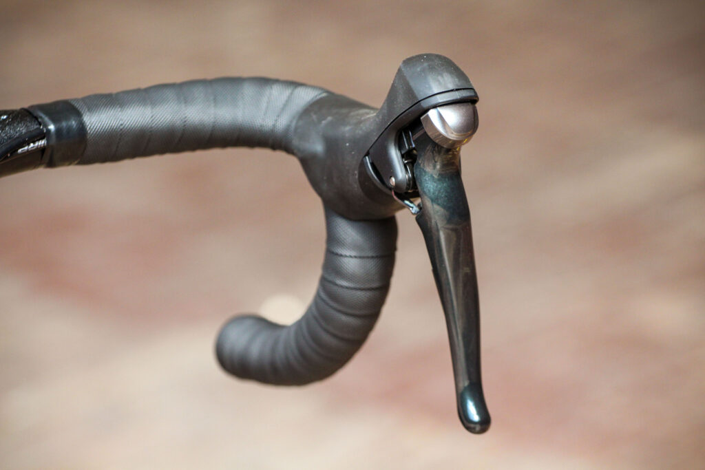 2020 Merida Scultura 300 – lever.jpg