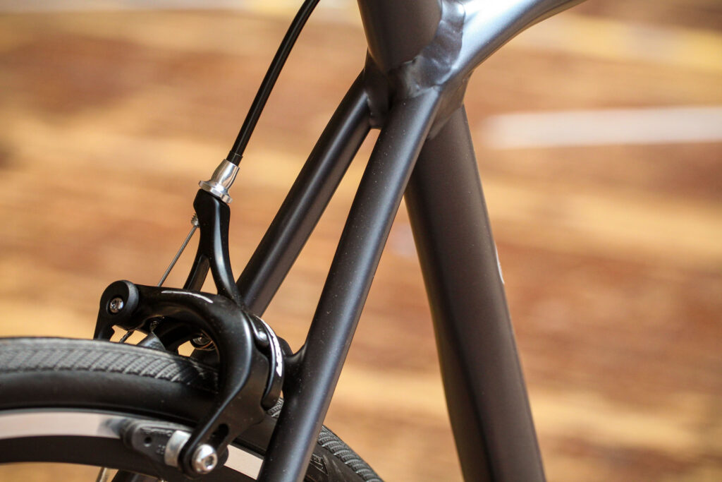 2020 Merida Scultura 300 – seat stays.jpg