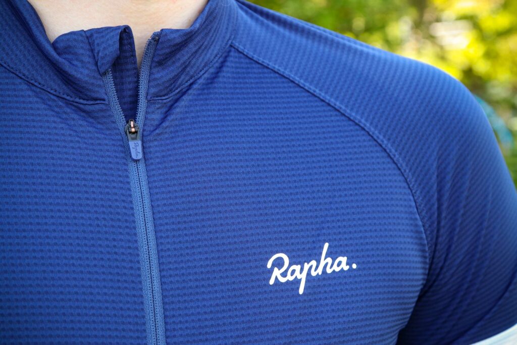 2020 Rapha Core Lightweight Jersey – chest.jpg