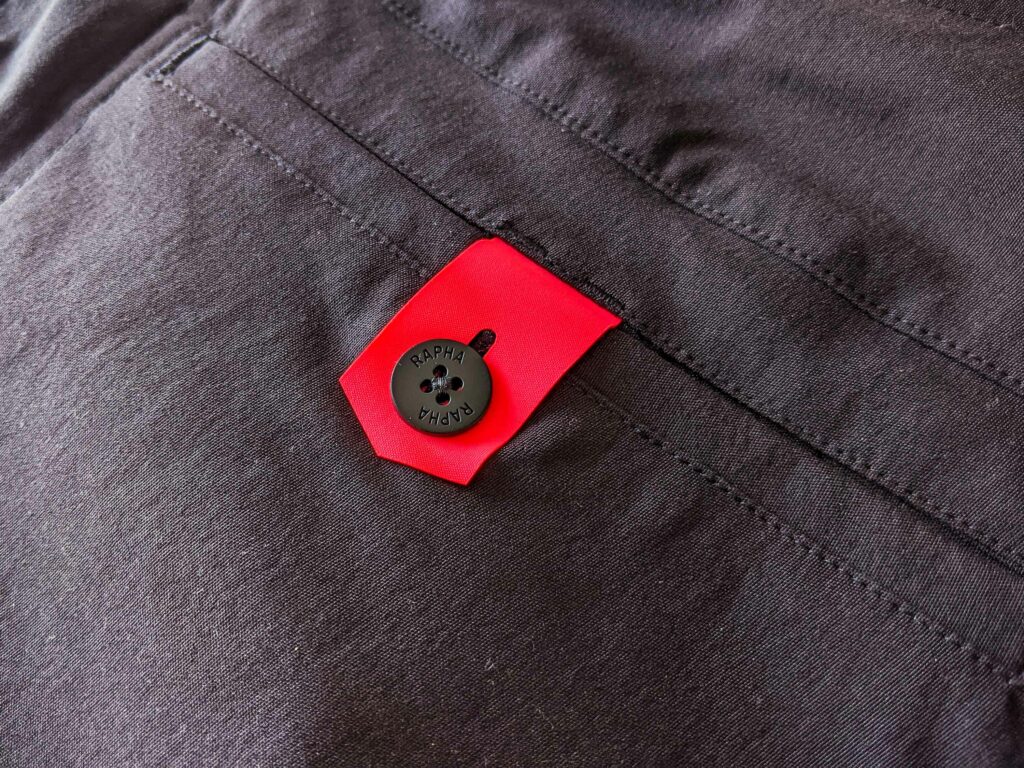 2020 Rapha Technical trousers – rear pocket tab.jpg