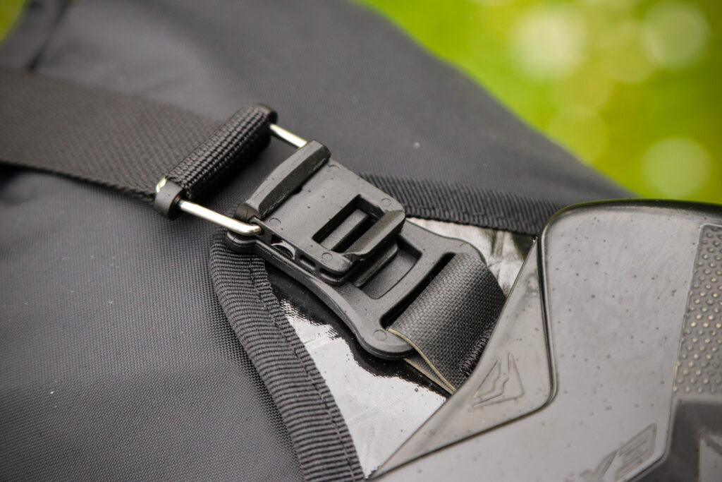 2020 Restrap Race saddle bag – strap_.jpg