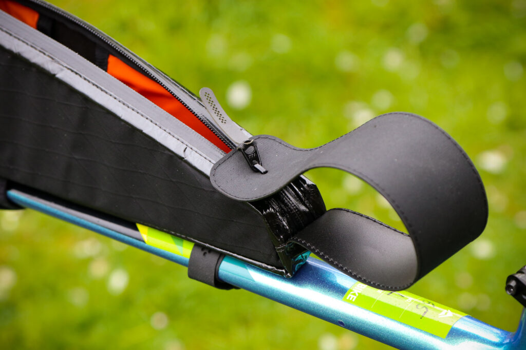 2020 Restrap Race top tube bag – opened.jpg