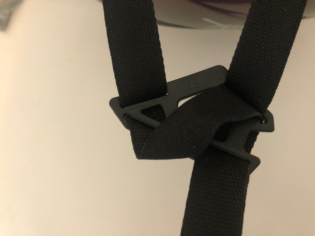 2020 Spiuk Korben helmet strap detail.jpg