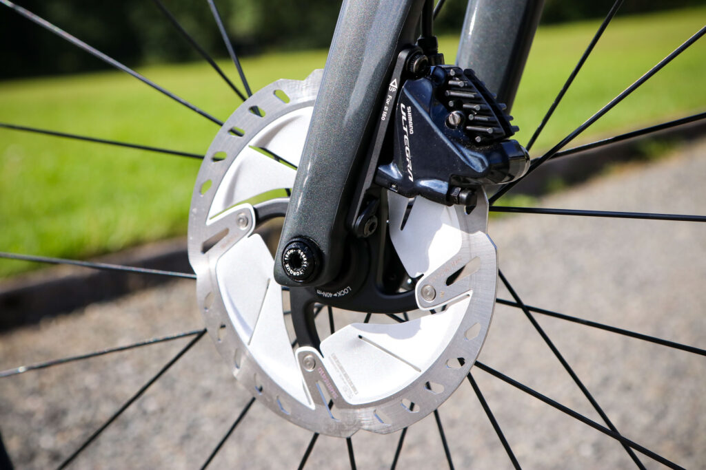 2021 Trek Emonda SL 6 Pro – front disc brake.jpg