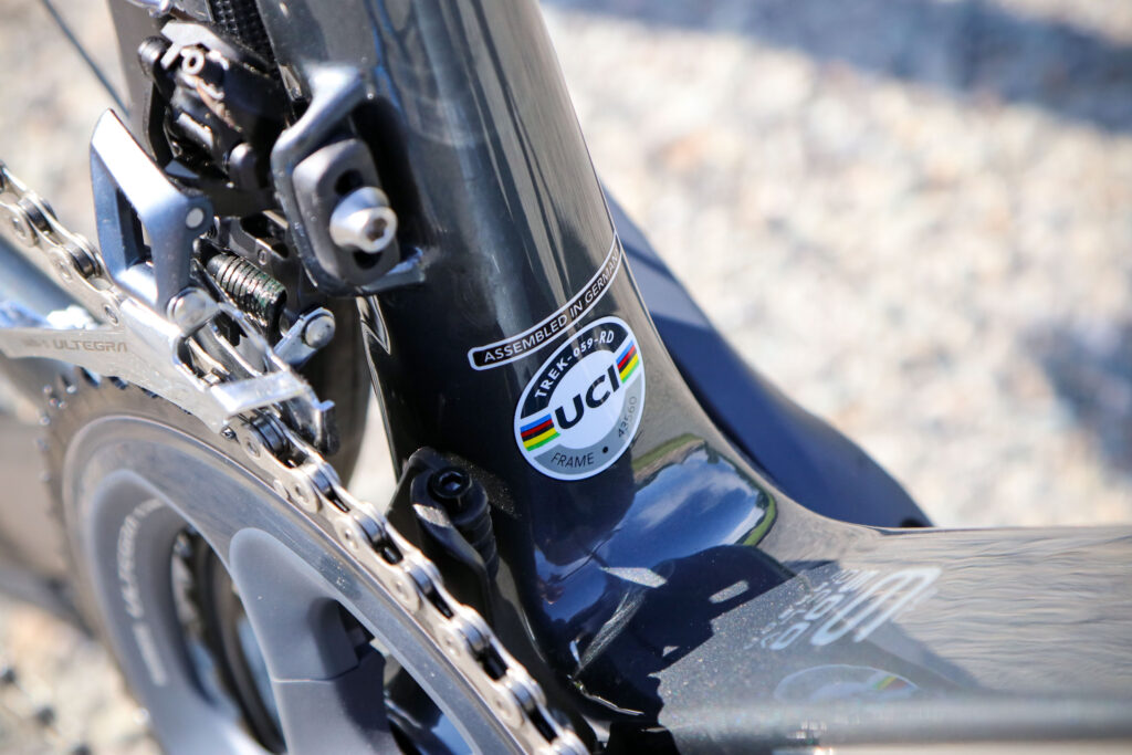 2021 Trek Emonda SL 6 Pro – UCI badge.jpg