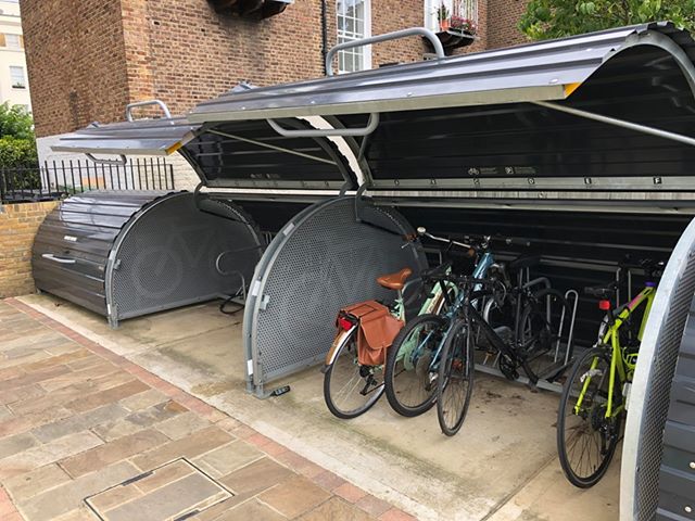 Bikehangar Oval