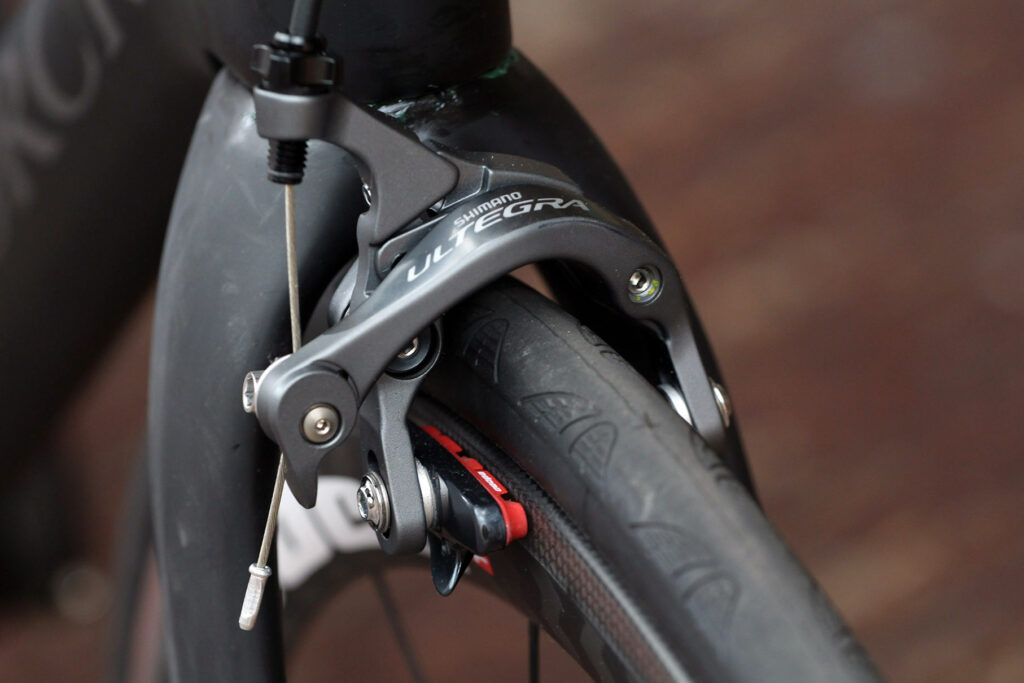 Storck Fascenario-3 Platinum G1 – front brake.jpg