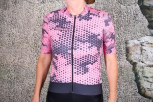 2020 Bioracer Epic Women Jersey Camio Dot.jpg