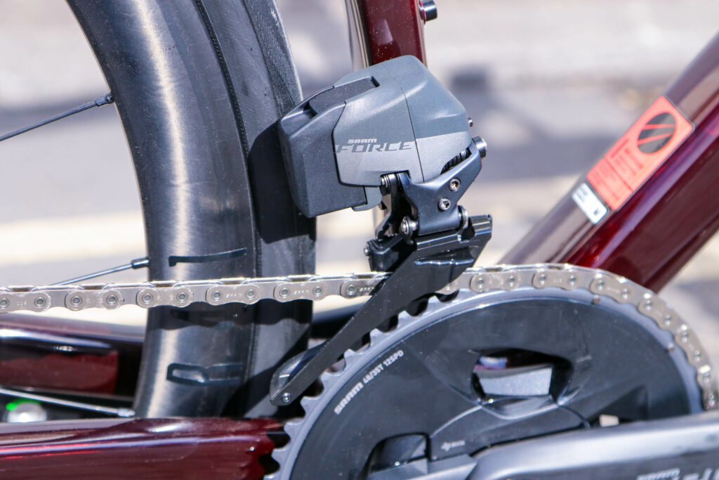 2020 Canyon Endurace CF SLX Disc 8.0 eTap – front mech.jpg