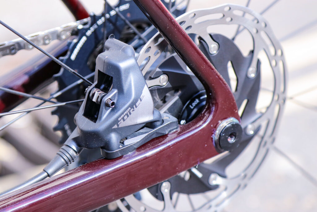 2020 Canyon Endurace CF SLX Disc 8.0 eTap – rear disc brake.jpg