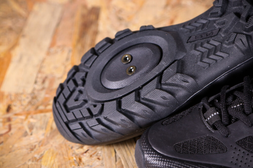 2020 FLR Rexston Active Touring Trail Shoe – sole toe.jpg