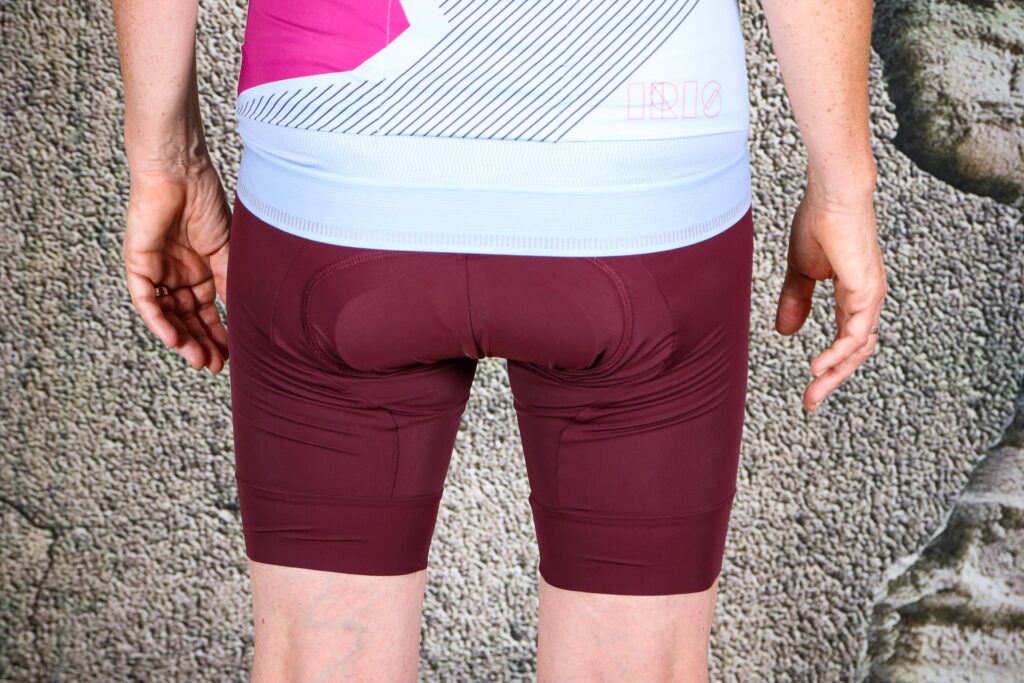2020 Iris Signature Bib Short II – Cinnamon – back.jpg