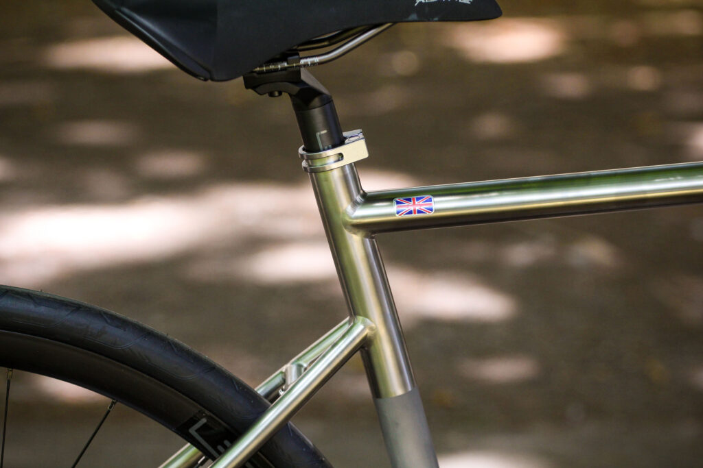 2020 Ribble Endurance Ti Disc Enthusiast – seat tube junction.jpg