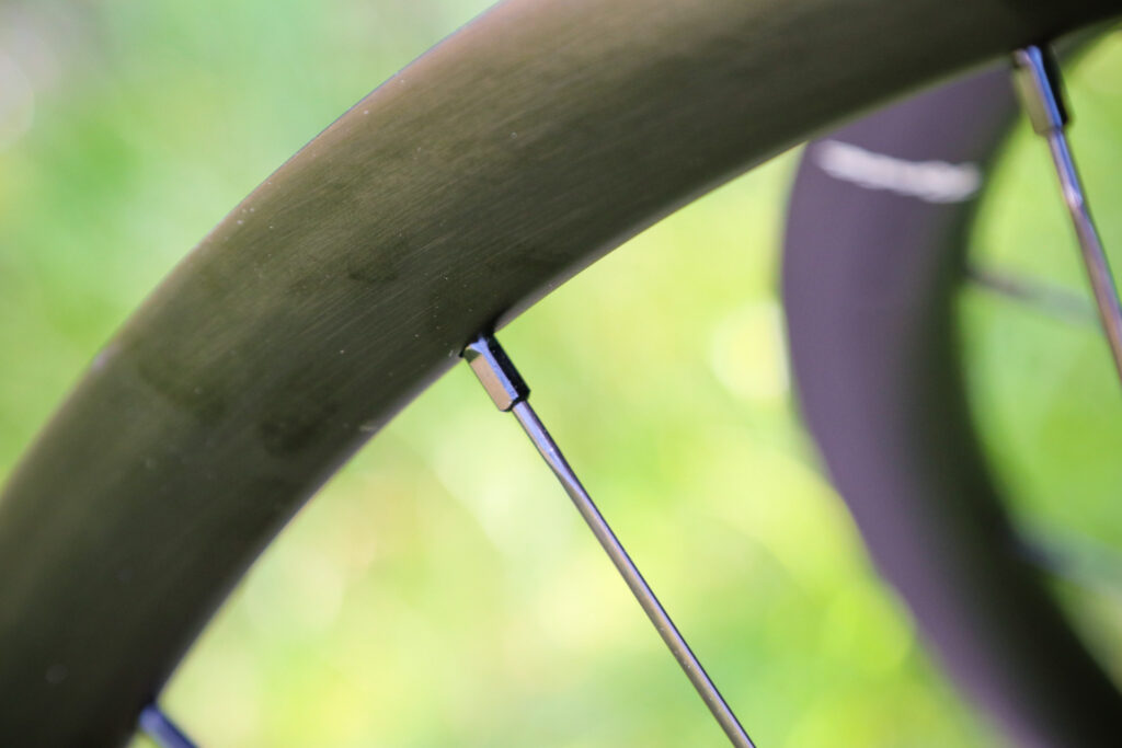 2020 Scribe Race-D wheelset – spoke.jpg