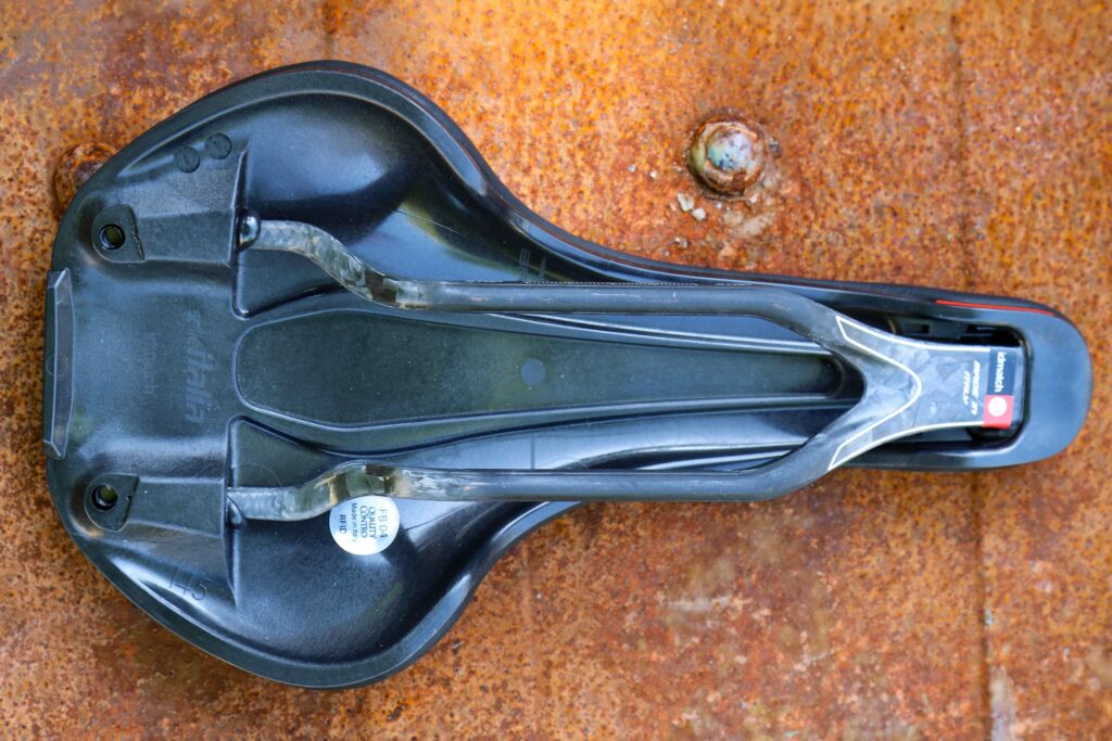 2020 Selle Italia Flite Boost Kit Carbonio – underside.jpg