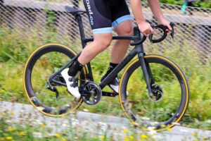 2020 Specialized Tarmac SL7 - riding 1.jpg