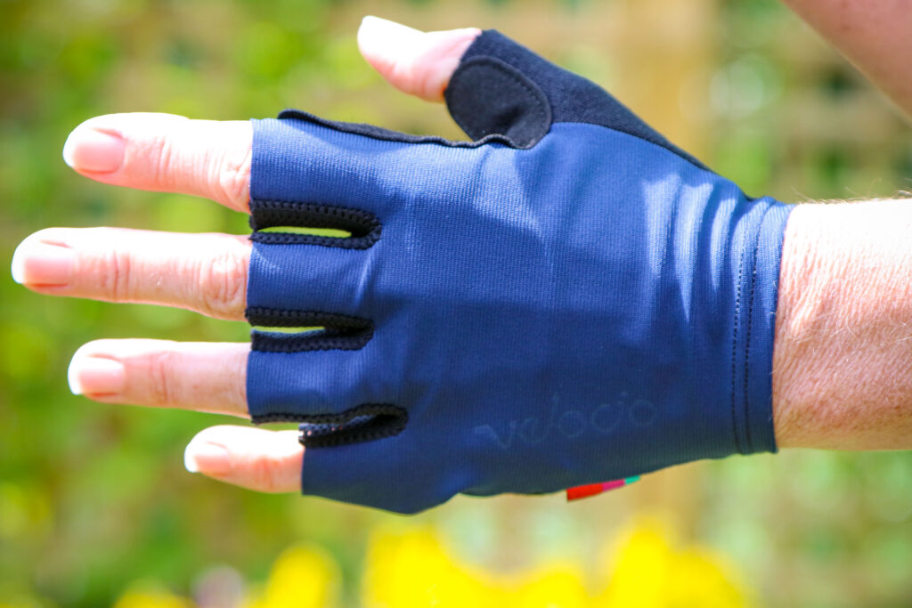 2020 Velocio race glove – back.jpg