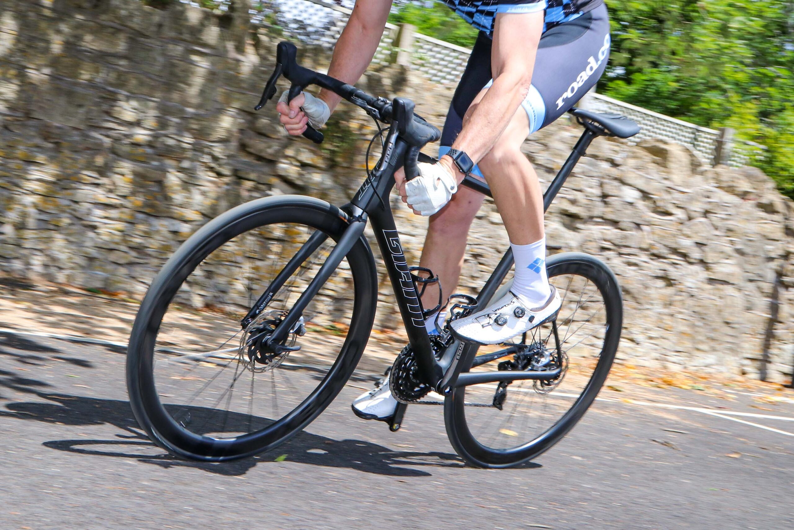 2021 Giant TCR Advanced SL 0 Disc &ndash; riding 6