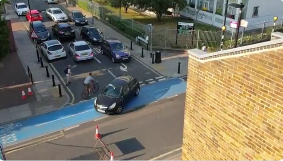 drivers on london cyclepath – via Rob N on twitter.PNG